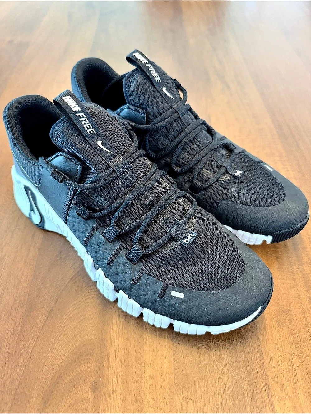 Nike Free Metcon 5 Athletic Shoes Black & White US 12